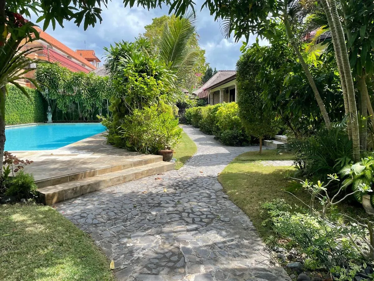Raja Gardens Hotel Seminyak