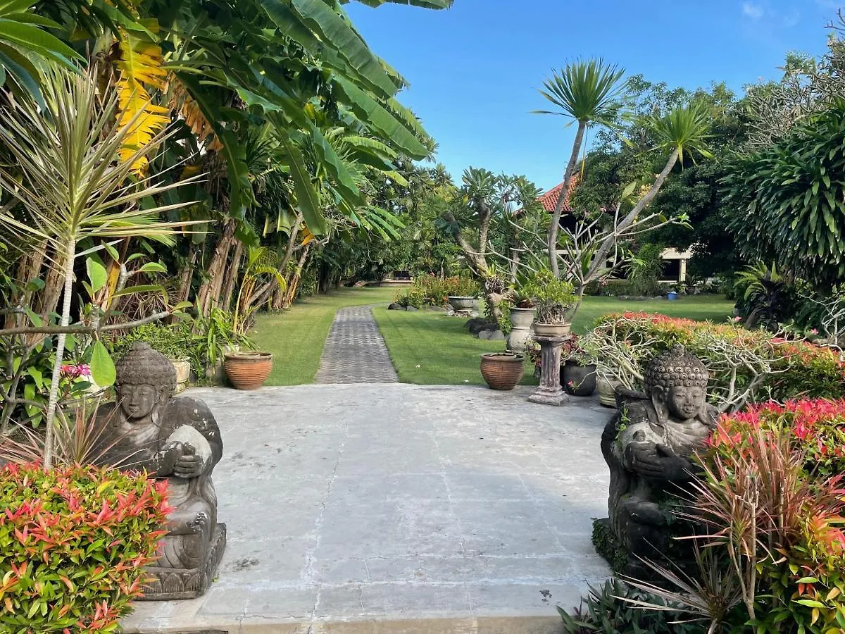Raja Gardens Hotel Seminyak 2*,
