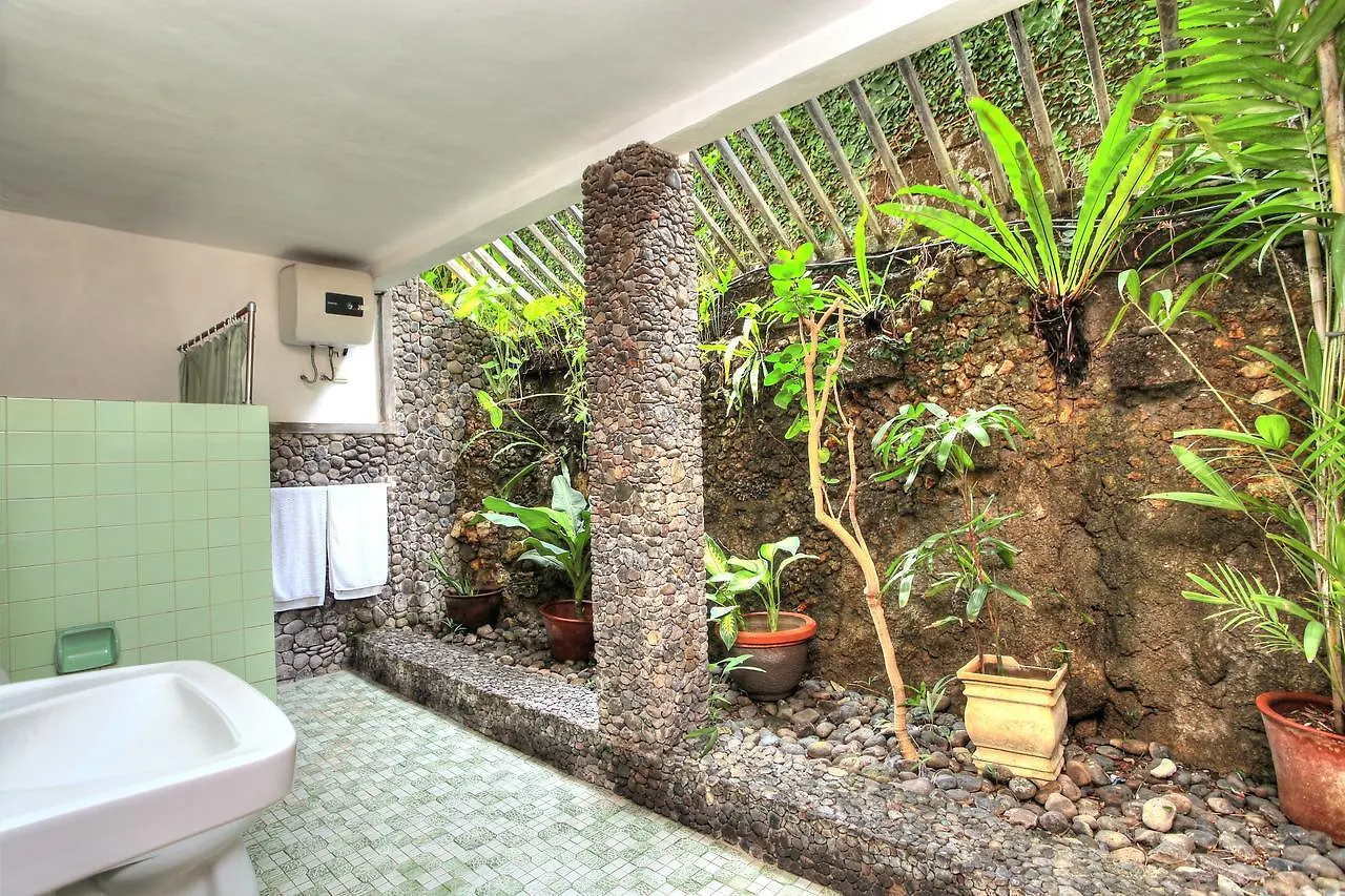 Raja Gardens Hotel Seminyak 2*,  Indonesien